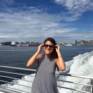 Meet your Posher, Marissa